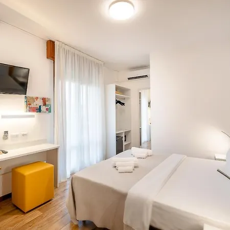 Royal Garnì Otel 3*