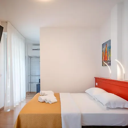 Otel Royal Garnì