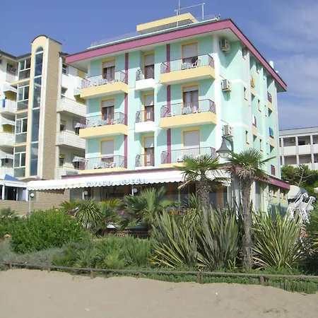 Royal Garnì Otel 3*