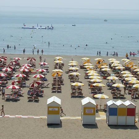 Otel Royal Garnì 3*